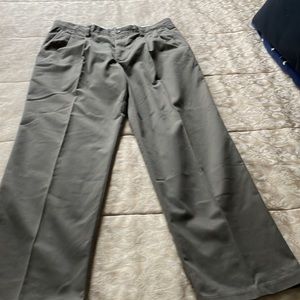 Dockers khakis